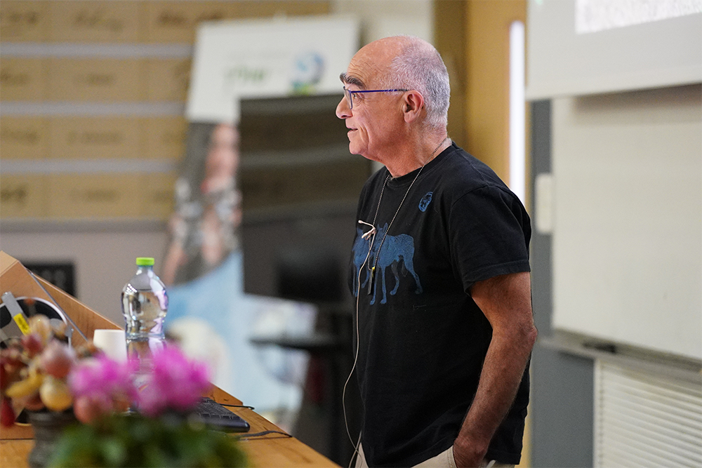 MR Annual Meeting held in memory of Prof. Asher Schmidt (96)