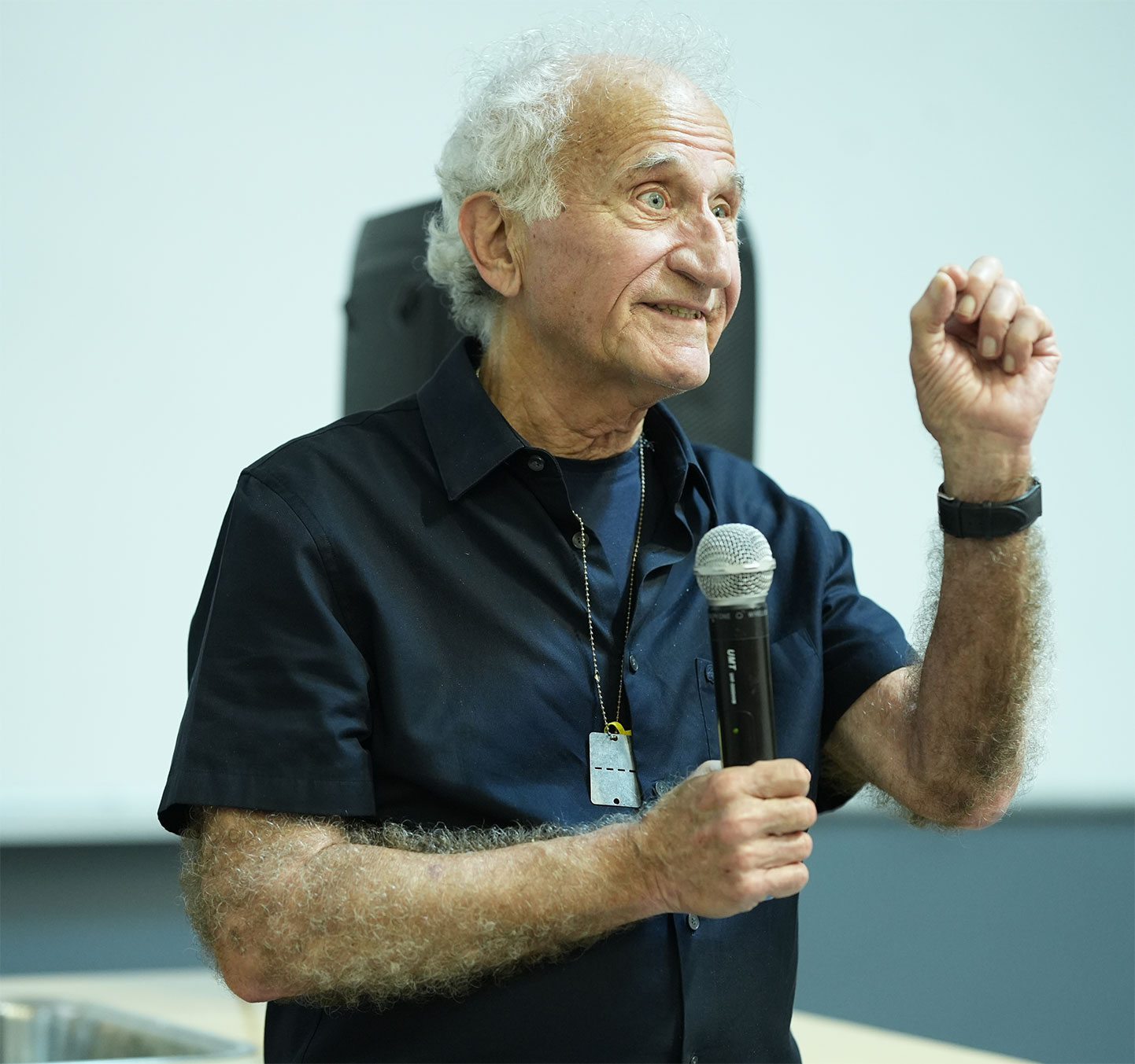 Prof-nimrod-moiseyev-head-of-the-evaluation-committee-opens-the-yoram-tal-ceremony-award